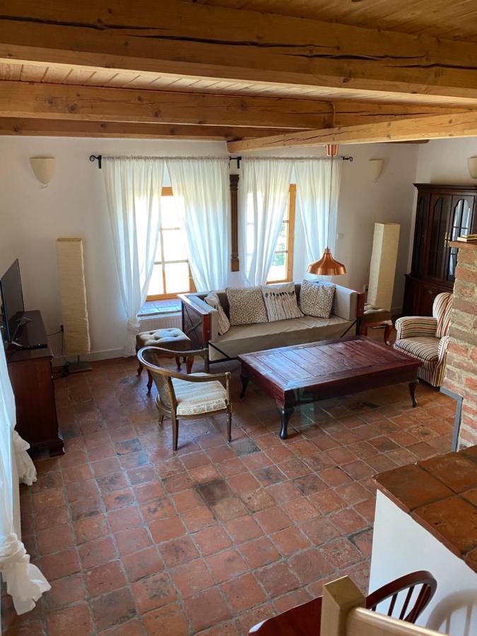 Apartmán Na statku Miskovice  Esterno foto